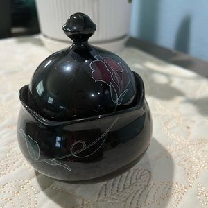 Mikasa China Tango Sugar Bowl with Lid Black with Lavender Flowers Green Stems